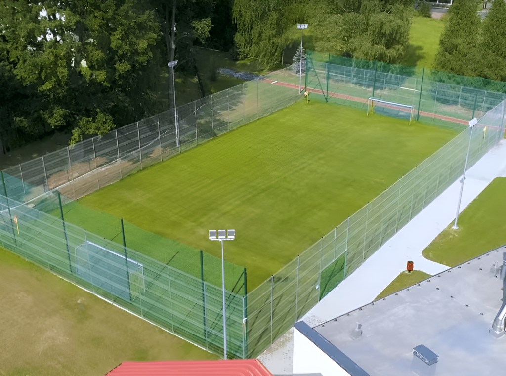 Sala gimnastyczna w Kętach Podlesiu